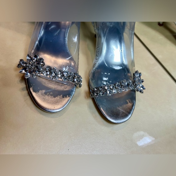 Nine West Off Course Silver Crystal flower dress shoes 7.5 - Picture 5 of 11